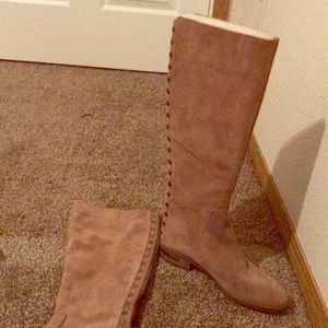 Never worn before Vince Camuto boots!